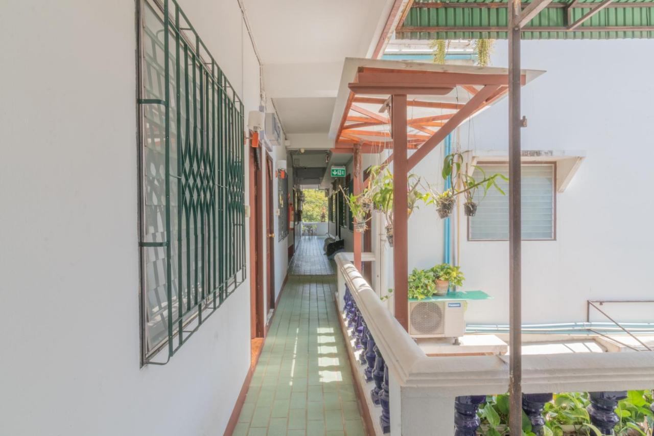 Rendezvous Oldtown Chiangmai Hotel Chiang Mai Exterior photo